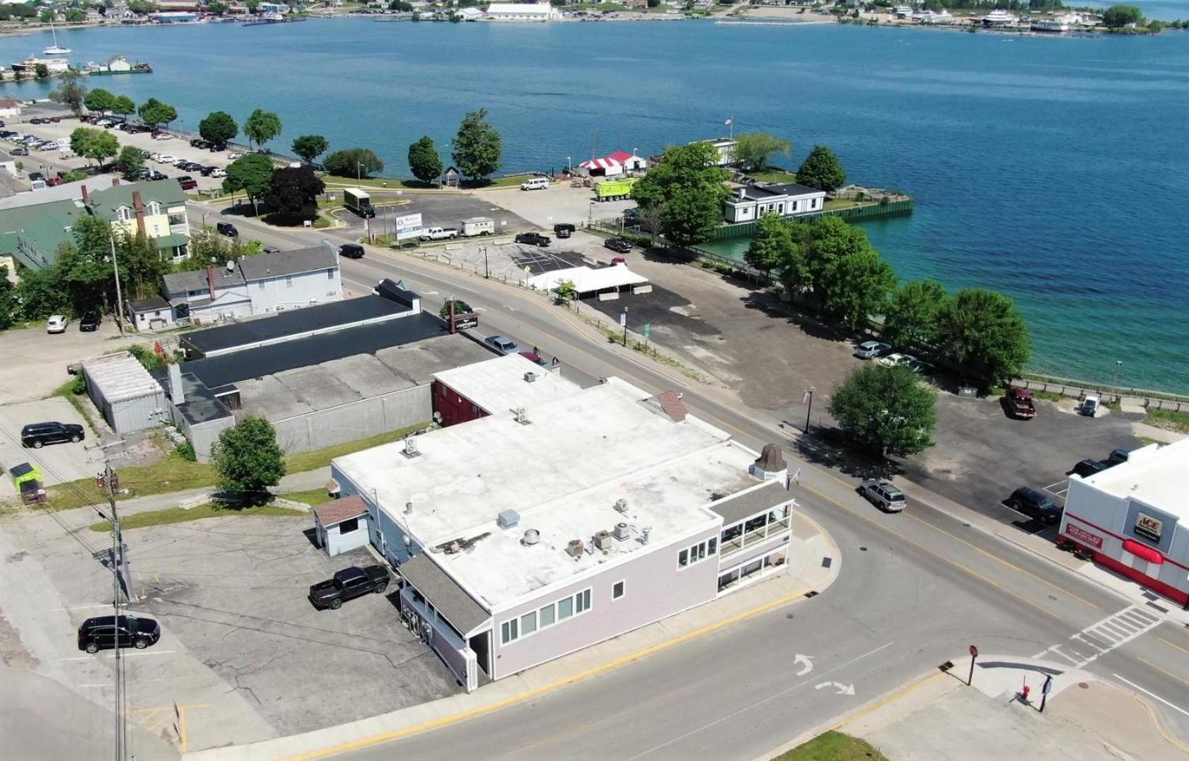 Pier Harbor #2 Apartamento Saint Ignace Exterior foto